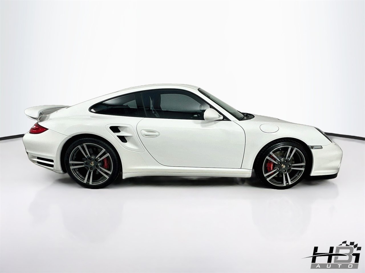 Used 2010 Porsche 911 Turbo AWD/4WD image 4