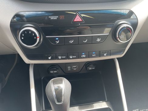 Used 2020 Hyundai Tucson Value AWD/4WD image 22