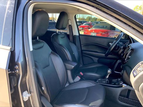 Used 2020 Jeep Compass Limited AWD/4WD image 15