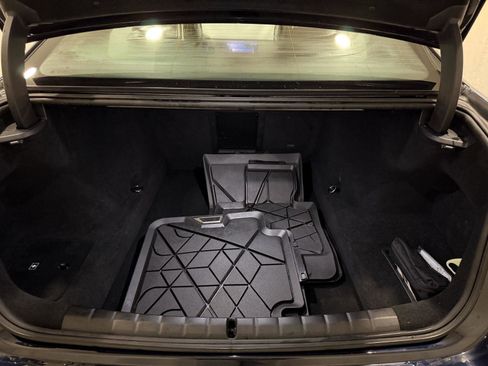 Used 2023 BMW 760i xDrive image 26