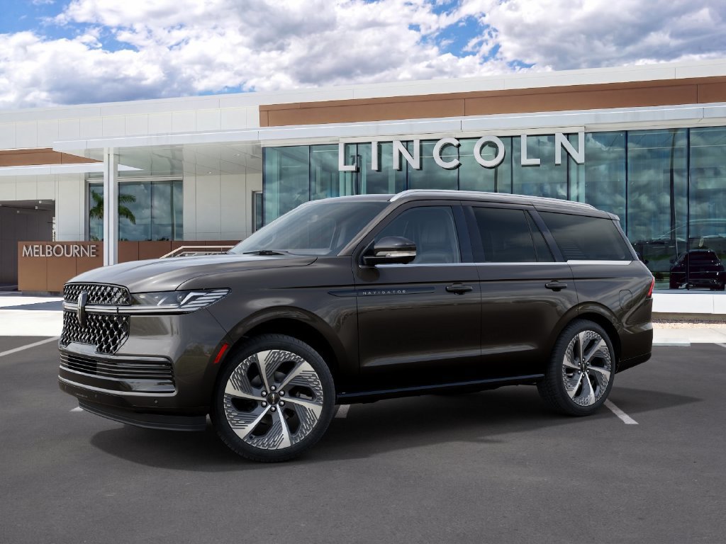 New 2027 Lincoln Navigator Black Label AWD/4WD image 1