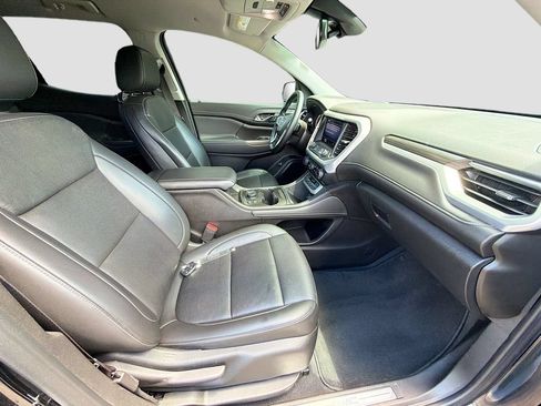Used 2023 GMC Acadia SLT AWD/4WD image 17