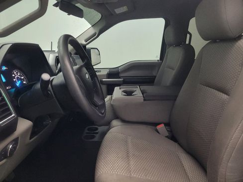 Used 2016 Ford F150 XLT image 17