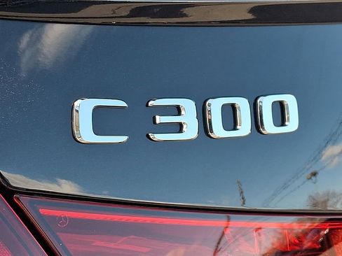 Used 2024 Mercedes-Benz C 300 4MATIC Sedan image 33