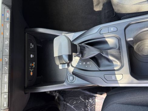Used 2025 Kia K4 FWD image 39