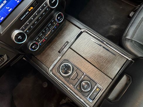 Certified 2021 Ford Expedition Max Limited image 42