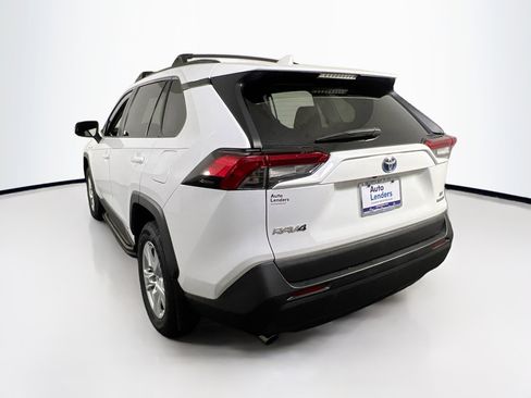 Used 2019 Toyota RAV4 LE image 7