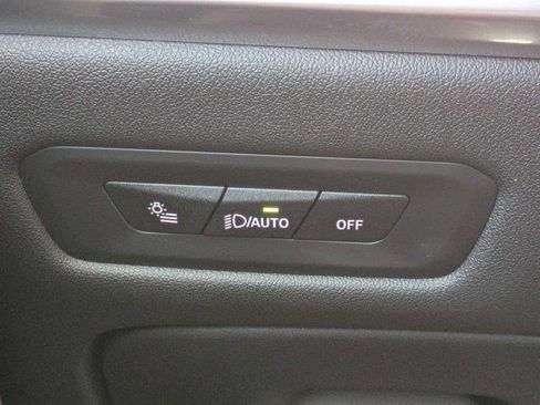 Used 2025 BMW X5 xDrive40i AWD/4WD image 25
