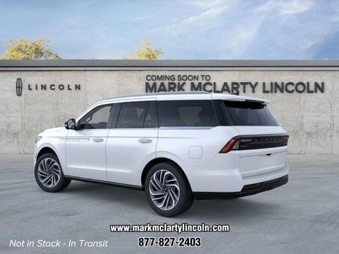 New 2026 Lincoln Navigator Reserve AWD/4WD image 4