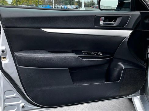 Used 2012 Subaru Legacy 2.5i Premium w/ All-Weather Pkg image 24