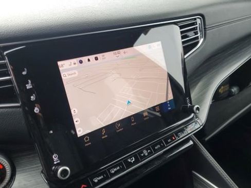 Certified 2024 Jeep Wagoneer Series II w/ Convenience Group I image 9