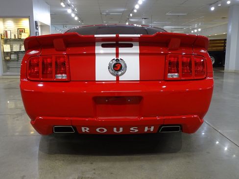 Used 2007 Ford Mustang GT RWD image 12