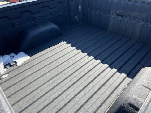 Used 2024 GMC Sierra 1500 Denali w/ Denali Reserve Package image 7