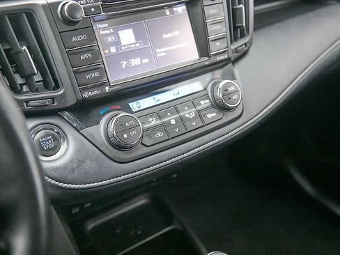 Used 2018 Toyota RAV4 XLE w/ Plus Extra Value Package AWD/4WD image 15