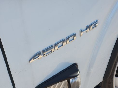 New 2024 Chevrolet Low Cab Forward image 8