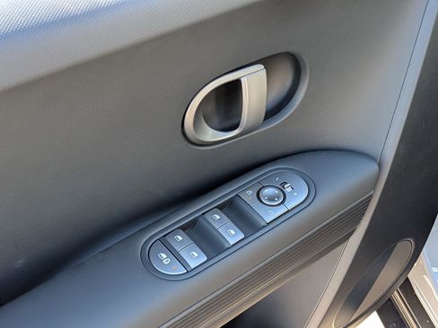 New 2026 Hyundai Ioniq 5 SEL image 16