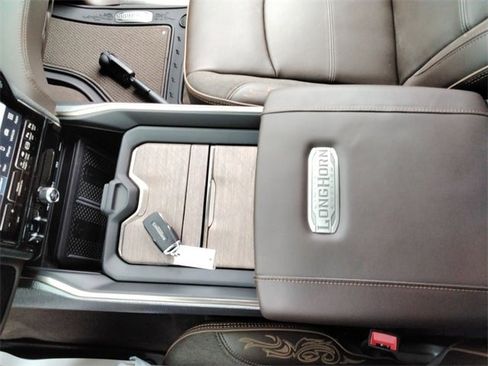 New 2025 RAM 2500 Limited image 23