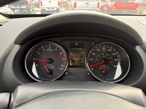 Used 2013 Nissan Rogue SV w/ Premium Pkg FWD image 17
