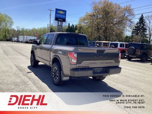 Used 2021 Nissan Titan PRO-4X w/ Pro-4x Convenience Package AWD/4WD image 5