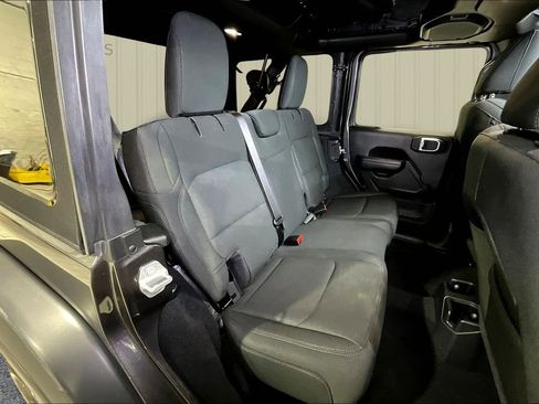 Used 2021 Jeep Wrangler Unlimited Sport image 25