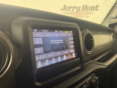 Used 2021 Jeep Wrangler Unlimited Sport AWD/4WD image 22