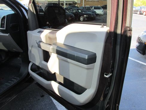 Used 2018 Ford F150 XL w/ Equipment Group 101A Mid AWD/4WD image 32