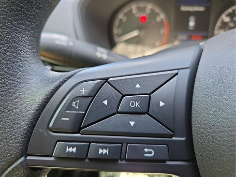 Used 2024 Nissan Altima 2.5 S image 18