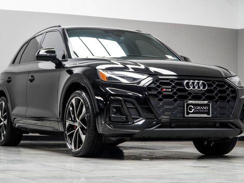 Used 2021 Audi SQ5 Premium Plus w/ Premium Plus Package AWD/4WD image 4
