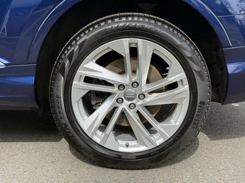 Used 2020 Audi Q7 2.0T Premium Plus w/ Premium Plus Package AWD/4WD image 22