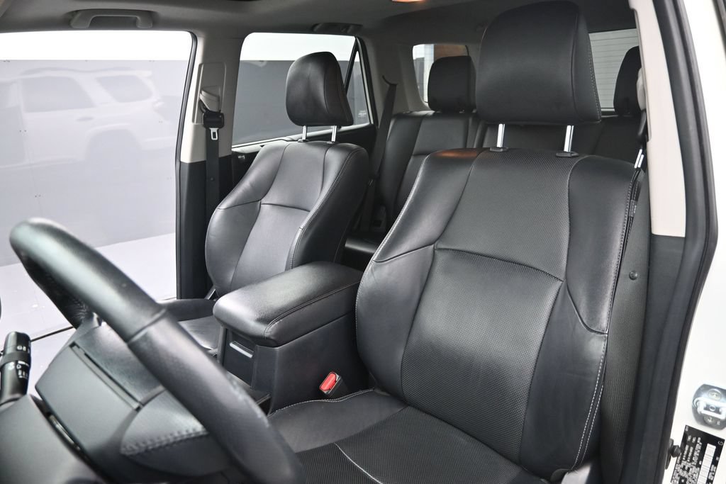 Used 2021 Toyota 4Runner Nightshade AWD/4WD image 12