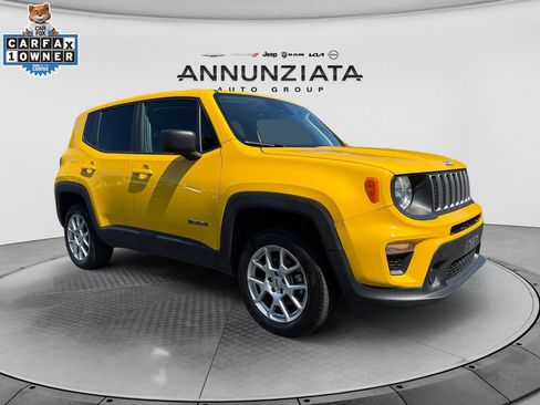 Used 2023 Jeep Renegade Latitude AWD/4WD image 7