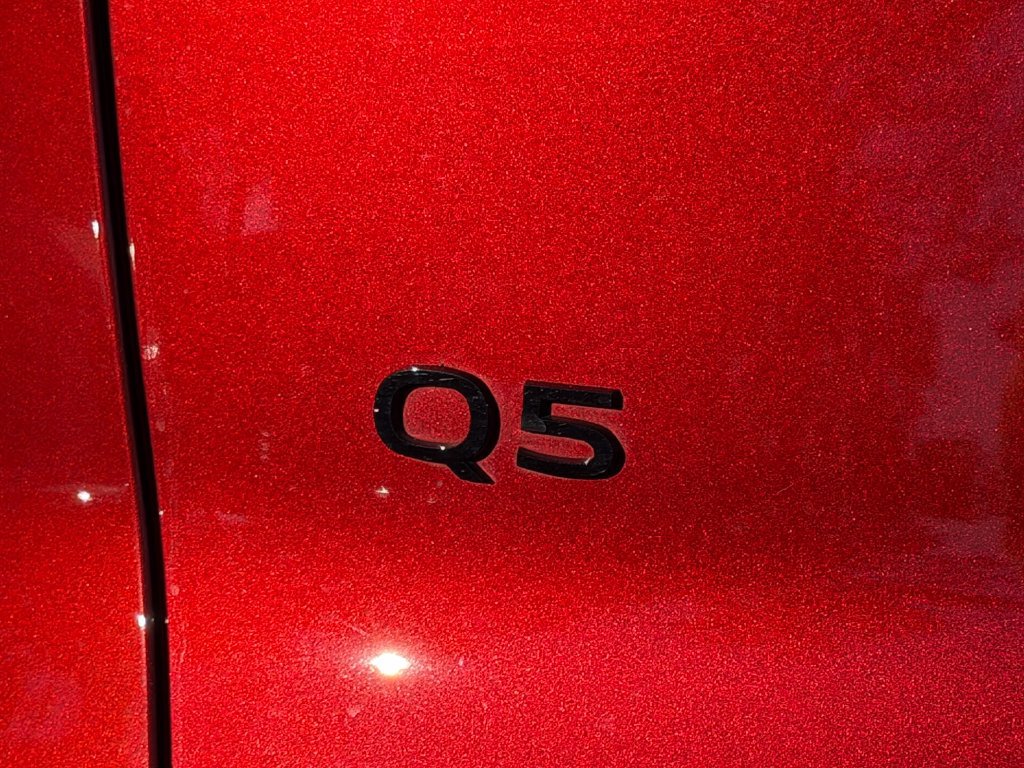 Used 2025 Audi Q5 Premium Plus AWD/4WD image 24