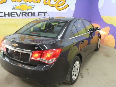 Used 2015 Chevrolet Cruze LT FWD image 8