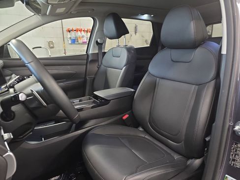 Used 2025 Hyundai Tucson SEL AWD/4WD image 14