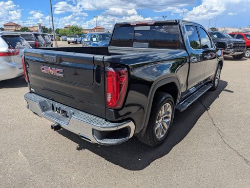 Used 2019 GMC Sierra 1500 SLT w/ SLT Premium Package AWD/4WD image 5