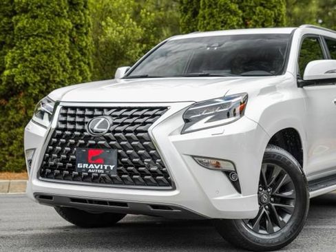 Used 2023 Lexus GX 460 Premium w/ Premium Package AWD/4WD image 2