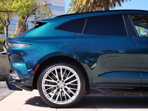 Used 2023 Aston Martin DBX 707 image 16