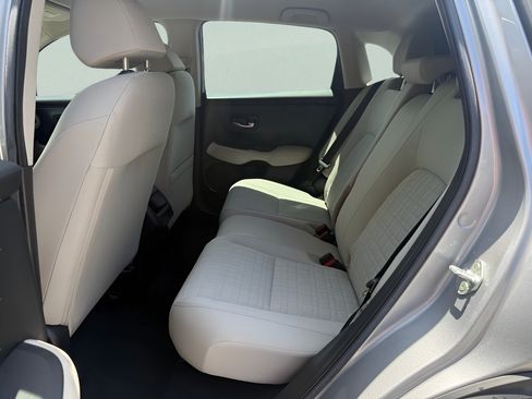 Certified 2023 Honda HR-V LX image 11
