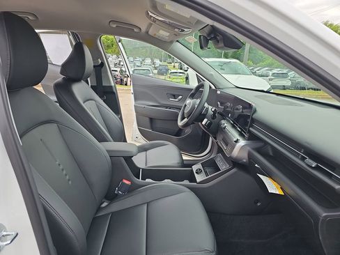 New 2026 Hyundai Kona SEL Premium FWD image 10