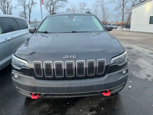 Used 2019 Jeep Cherokee Trailhawk w/ Comfort/Convenience Group image 9