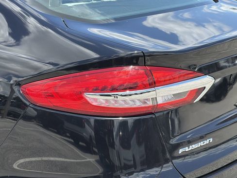 Used 2020 Ford Fusion S FWD image 7