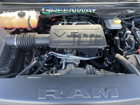 Used 2025 RAM 1500 Big Horn RWD image 11
