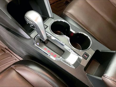 Used 2014 GMC Terrain SLT w/ Cargo Package image 19