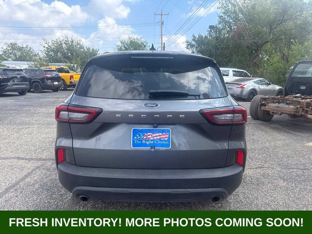 Used 2025 Ford Escape ST-Line FWD image 5