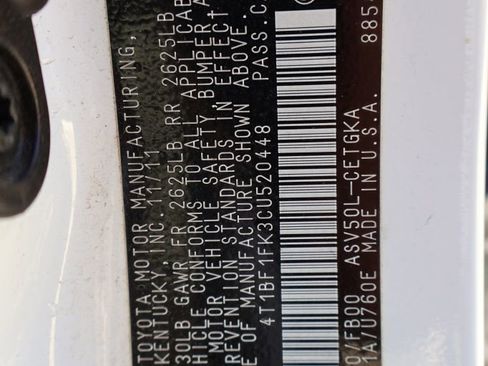 Used 2012 Toyota Camry XLE FWD image 13