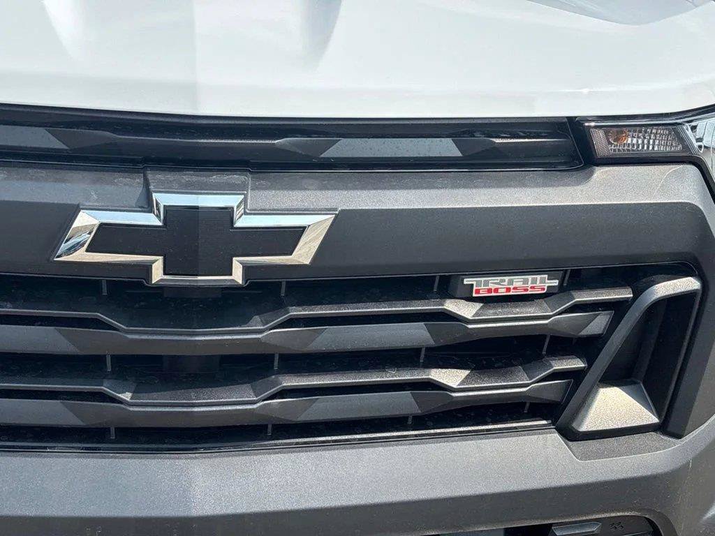 New 2026 Chevrolet Colorado Trail Boss AWD/4WD image 4