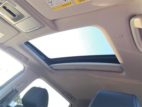 Used 2024 Honda CR-V EX-L image 20