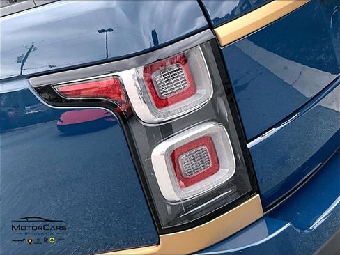 Used 2021 Land Rover Range Rover SV Autobiography Dynamic image 26