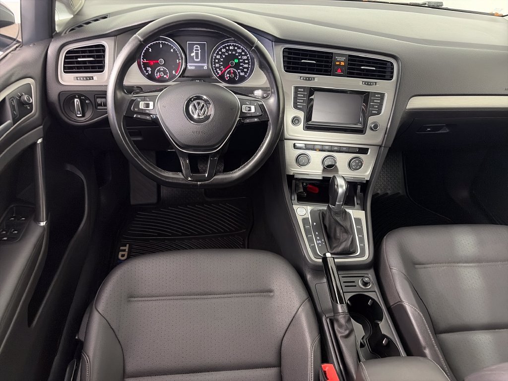 Used 2015 Volkswagen Golf TDI S FWD image 14