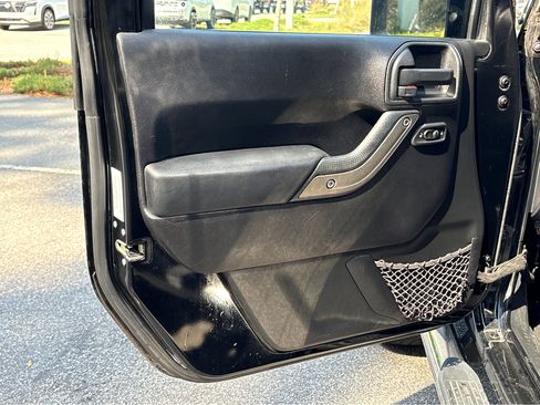 Used 2014 Jeep Wrangler Unlimited Sport w/ Quick Order Package 24S image 12